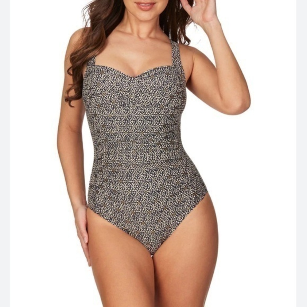 Nip Tuck One piece Swimwear Size 8